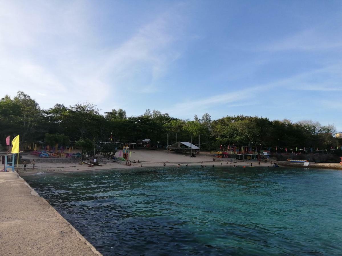 Mactan Newtown Deluxe Island Breeze Daire Lapu-Lapu City Dış mekan fotoğraf