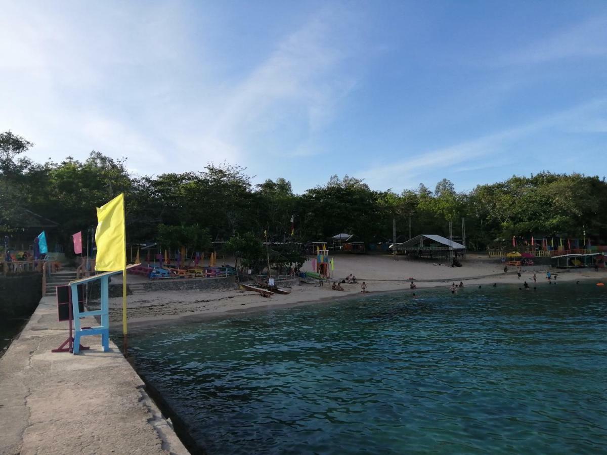 Mactan Newtown Deluxe Island Breeze Daire Lapu-Lapu City Dış mekan fotoğraf